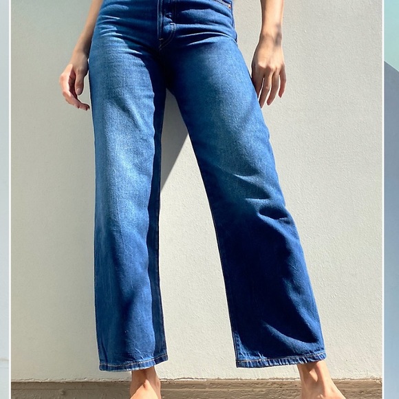 Aritzia Levi’s Ribcage Straight Ankle - Picture 4 of 8